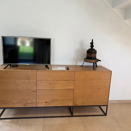 Le Pressoir, Maison Au Calme, Grand Jardin, Vue Degagee Sur Les Champs, Belle Terrasse, 3 Chambres, 2 Sdb, 2 Wc, Parking Prive, 5 Kms De Bayeux Et 7 Kms Plage D'Arromanches Au Coeur Des Plages Du Debarquement * Longues-sur-Mer