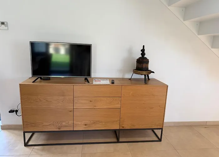 Le Pressoir, Maison Au Calme, Grand Jardin, Vue Degagee Sur Les Champs, Belle Terrasse, 3 Chambres, 2 Sdb, 2 Wc, Parking Prive, 5 Kms De Bayeux Et 7 Kms Plage D'Arromanches Au Coeur Des Plages Du Debarquement * Longues-sur-Mer