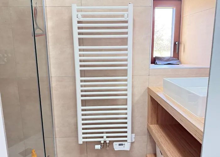 Le Pressoir, Maison Au Calme, Grand Jardin, Vue Degagee Sur Les Champs, Belle Terrasse, 3 Chambres, 2 Sdb, 2 Wc, Parking Prive, 5 Kms De Bayeux Et 7 Kms Plage D'Arromanches Au Coeur Des Plages Du Debarquement * Longues-sur-Mer