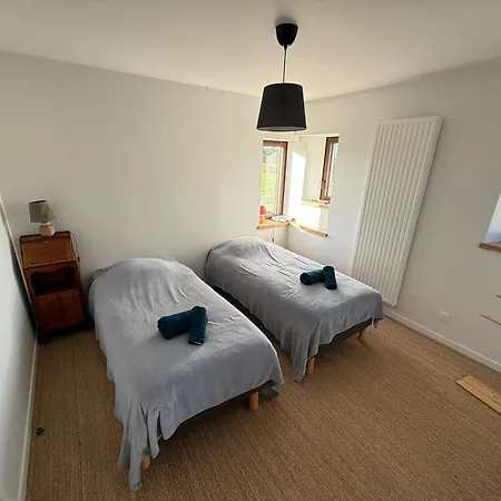 Le Pressoir, Maison Au Calme, Jardin, Terrasse, 3 Chambres, 2 Sdb, 2 Wc, Parking Privé, 5 Kms De Bayeux Et 7 Kms D'arromanches Au Coeur Des Plages Du Débarquement Longues-sur-Mer