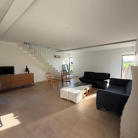 Сasa de vacaciones Le Pressoir, Maison Au Calme, Jardin, Terrasse, 3 Chambres, 2 Sdb, 2 Wc, Parking Privé, 5 Kms De Bayeux Et 7 Kms D'arromanches Au Coeur Des Plages Du Débarquement