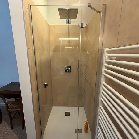 Le Pressoir, Maison Au Calme, Jardin, Terrasse, 3 Chambres, 2 Sdb, 2 Wc, Parking Privé, 5 Kms De Bayeux Et 7 Kms D'arromanches Au Coeur Des Plages Du Débarquement *