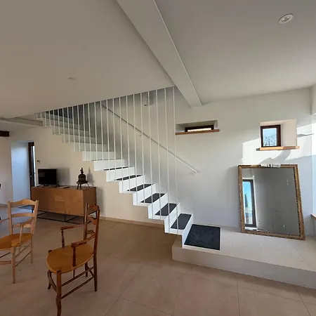Сasa de vacaciones Le Pressoir, Maison Au Calme, Jardin, Terrasse, 3 Chambres, 2 Sdb, 2 Wc, Parking Privé, 5 Kms De Bayeux Et 7 Kms D'arromanches Au Coeur Des Plages Du Débarquement *