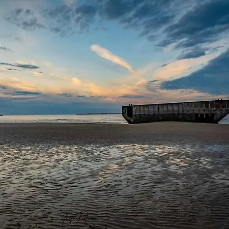 Сasa de vacaciones Le Pressoir, Maison Au Calme, Jardin, Terrasse, 3 Chambres, 2 Sdb, 2 Wc, Parking Privé, 5 Kms De Bayeux Et 7 Kms D'arromanches Au Coeur Des Plages Du Débarquement