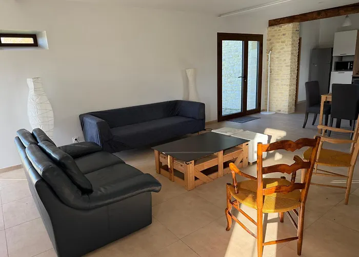 Le Pressoir, Maison Au Calme, Grand Jardin, Vue Degagee Sur Les Champs, Belle Terrasse, 3 Chambres, 2 Sdb, 2 Wc, Parking Prive, 5 Kms De Bayeux Et 7 Kms D'arromanches Au Coeur Des Plages Du Debarquement בית נופש Longues-sur-Mer