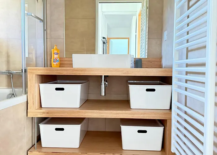 Le Pressoir, Maison Au Calme, Grand Jardin, Vue Degagee Sur Les Champs, Belle Terrasse, 3 Chambres, 2 Sdb, 2 Wc, Parking Prive, 5 Kms De Bayeux Et 7 Kms D'arromanches Au Coeur Des Plages Du Debarquement Holiday home *