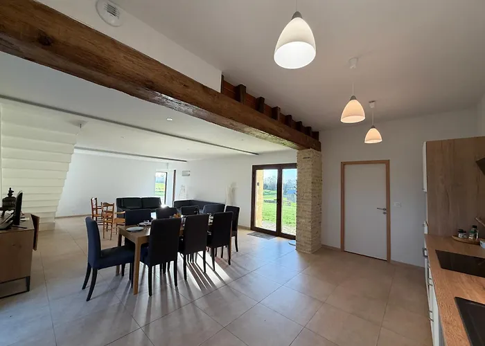 Le Pressoir, Maison Au Calme, Grand Jardin, Vue Degagee Sur Les Champs, Belle Terrasse, 3 Chambres, 2 Sdb, 2 Wc, Parking Prive, 5 Kms De Bayeux Et 7 Kms D'arromanches Au Coeur Des Plages Du Debarquement Longues-sur-Mer