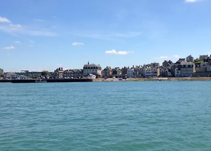 Le Pressoir, Maison Au Calme, Grand Jardin, Vue Degagee Sur Les Champs, Belle Terrasse, 3 Chambres, 2 Sdb, 2 Wc, Parking Prive, 5 Kms De Bayeux Et 7 Kms D'arromanches Au Coeur Des Plages Du Debarquement