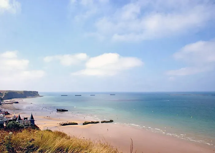 Le Pressoir, maison au calme, jardin, terrasse, 3 chambres, 2 sdb, 2 WC, parking privé, proche Bayeux et Arromanches au coeur des plages du débarquement Сasa de vacaciones Longues-sur-Mer